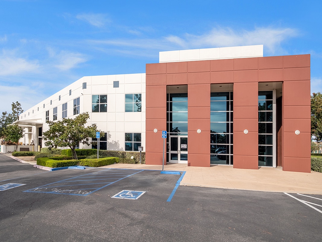 8900 Research Dr, Irvine, CA for Rent