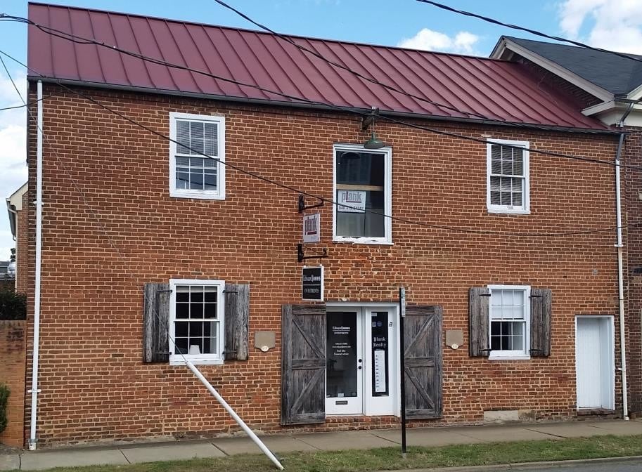 1011 Charles St, Fredericksburg, VA for Rent