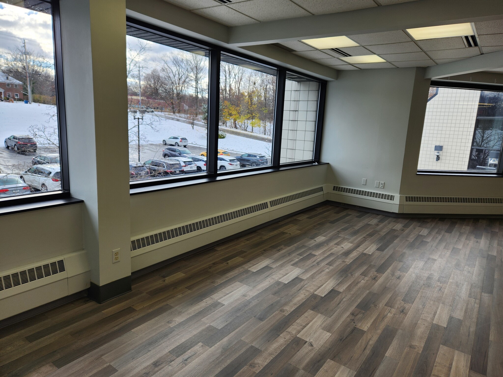 24600 Detroit Rd, Westlake, OH for Sale