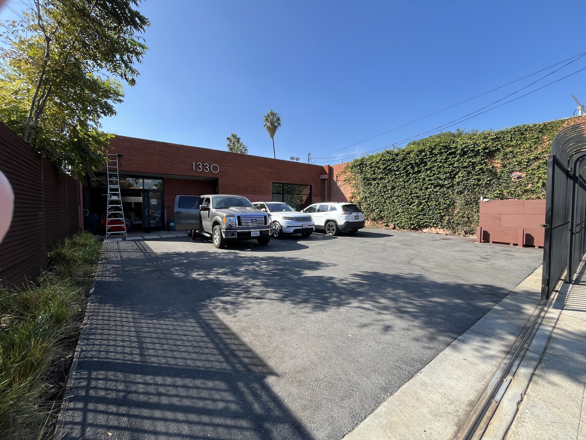 1330 W 12th St, Los Angeles, CA for Rent