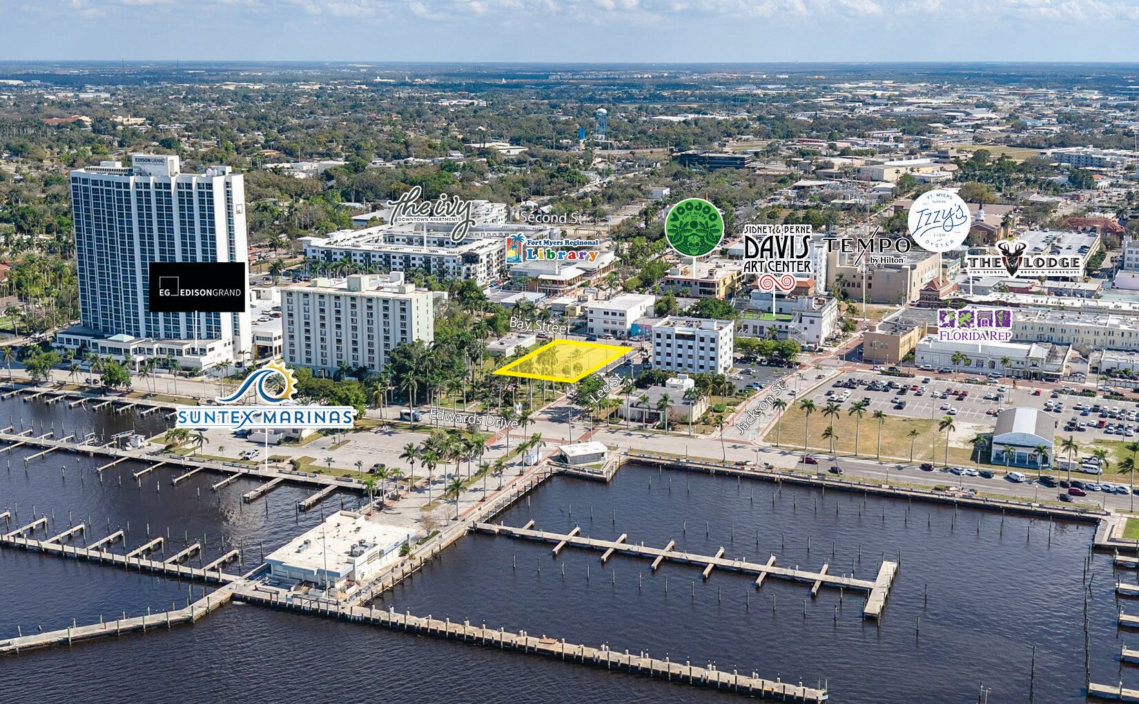 2401 Bay St, Fort Myers, FL for Sale