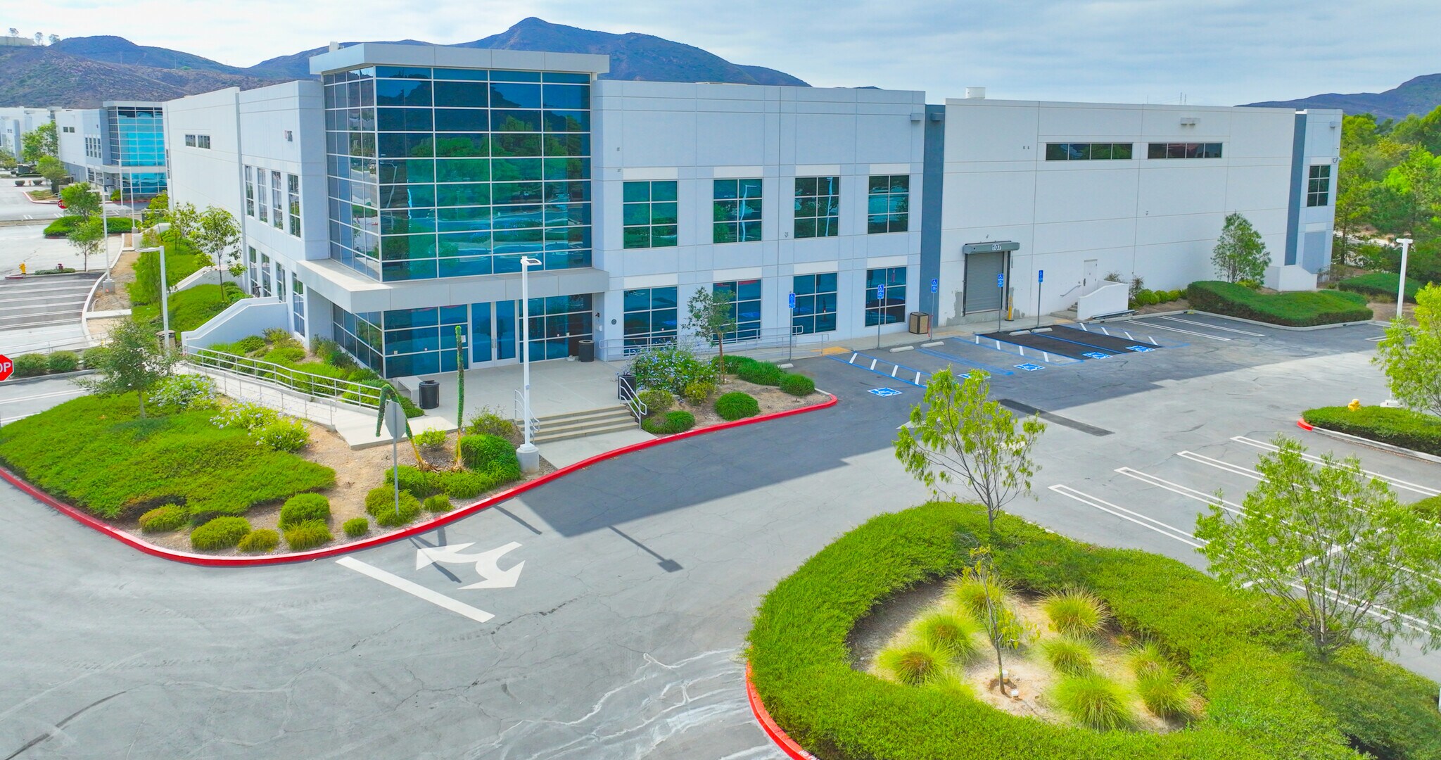2455 Conejo Spectrum St, Thousand Oaks, CA for Rent