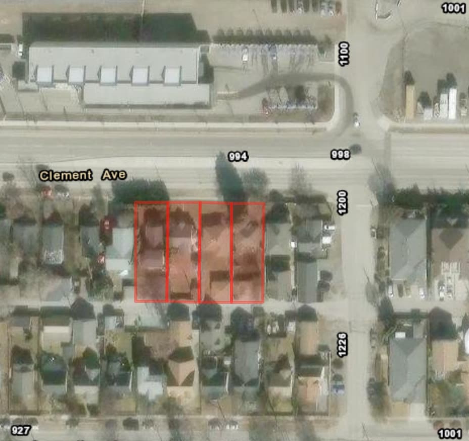 961 Clement Av, Kelowna, BC for Sale