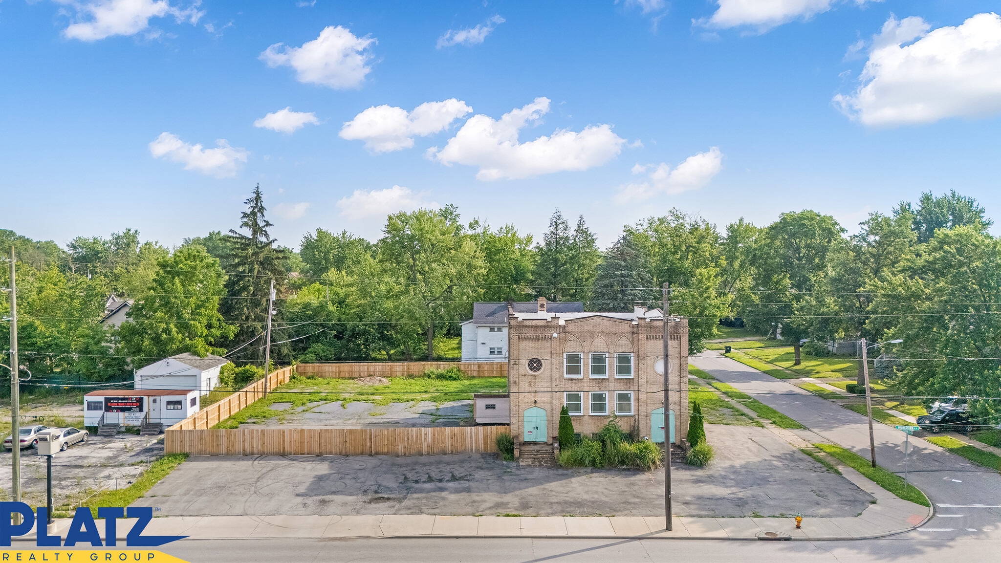 1717 Youngstown Rd SE, Warren, OH for Sale