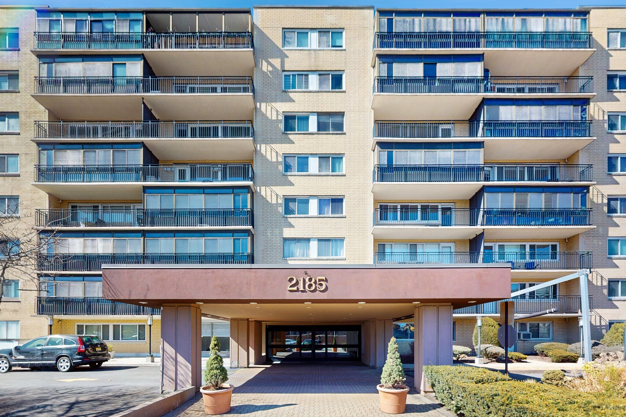 2185 Lemoine Ave, Fort Lee, NJ for Sale
