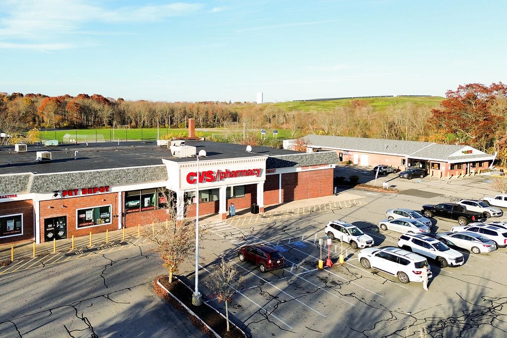 2 Sarahs Way, Fairhaven, MA for Rent