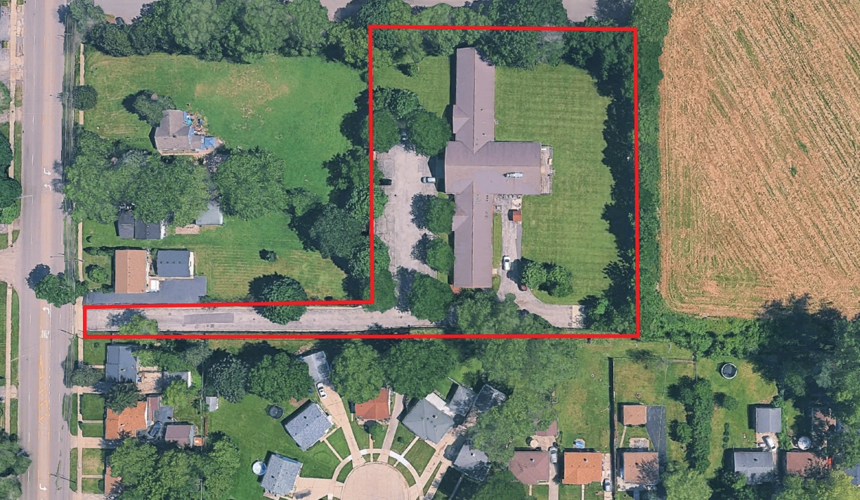 1901 N Lewis Ave, Waukegan, IL for Sale