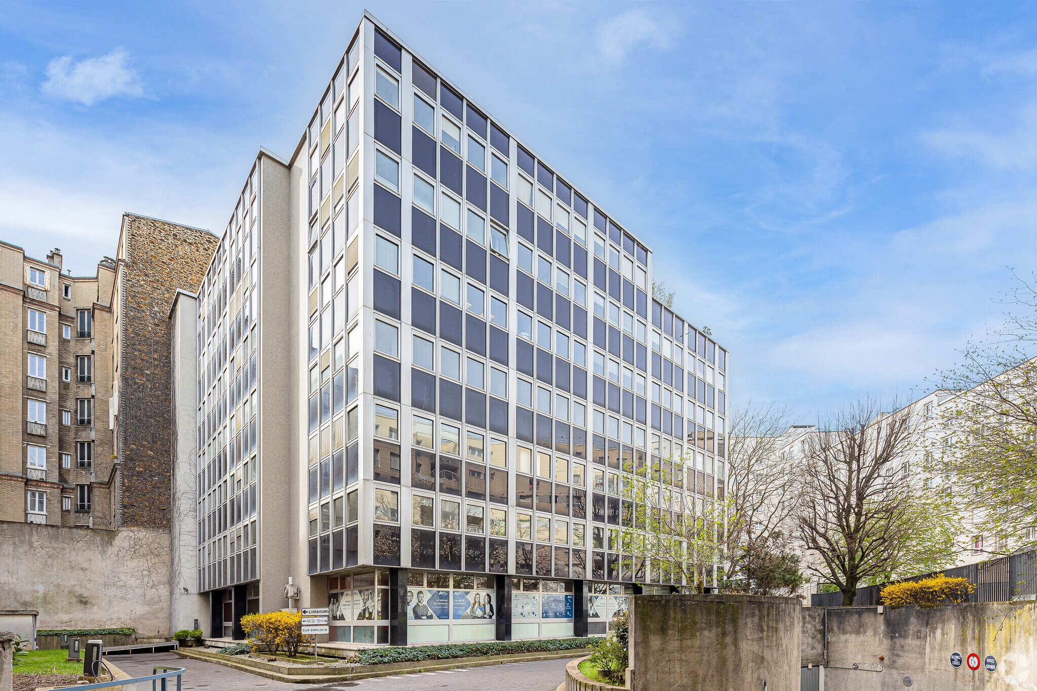 43 Bis Rue D'Hautpoul, Paris, PAR for Rent