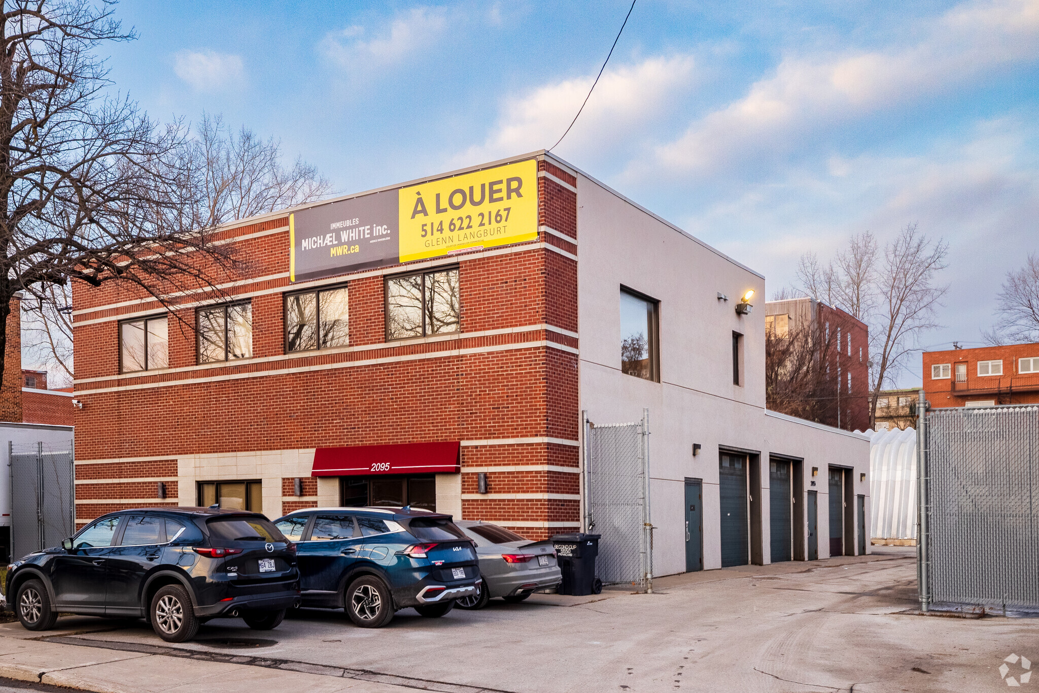2095 Av Madison, Montréal, QC for Rent