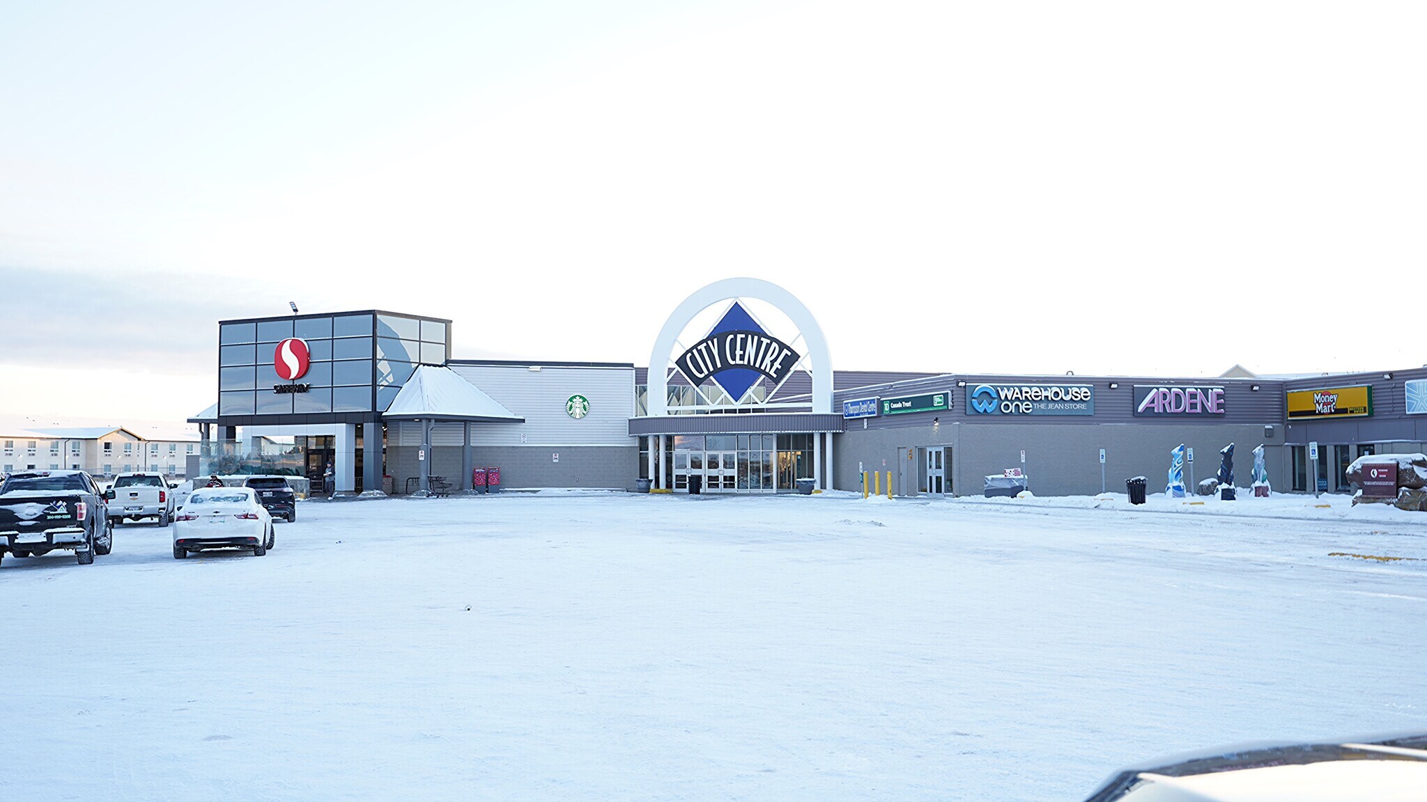 300 Mystery Lake Rd, Thompson, MB for Rent