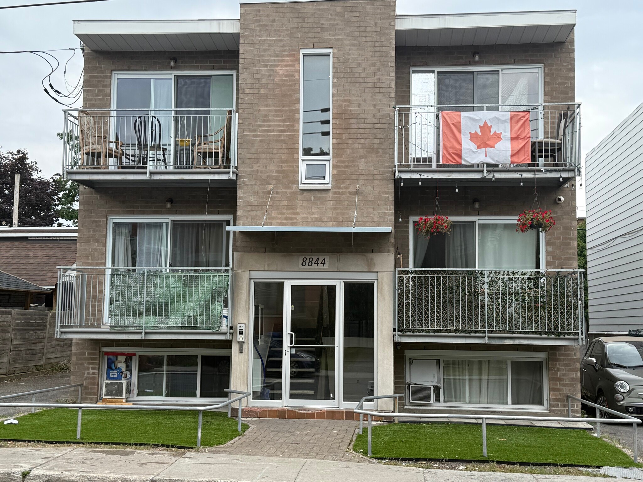 8844 Rue Waverly, Montréal, QC for Sale