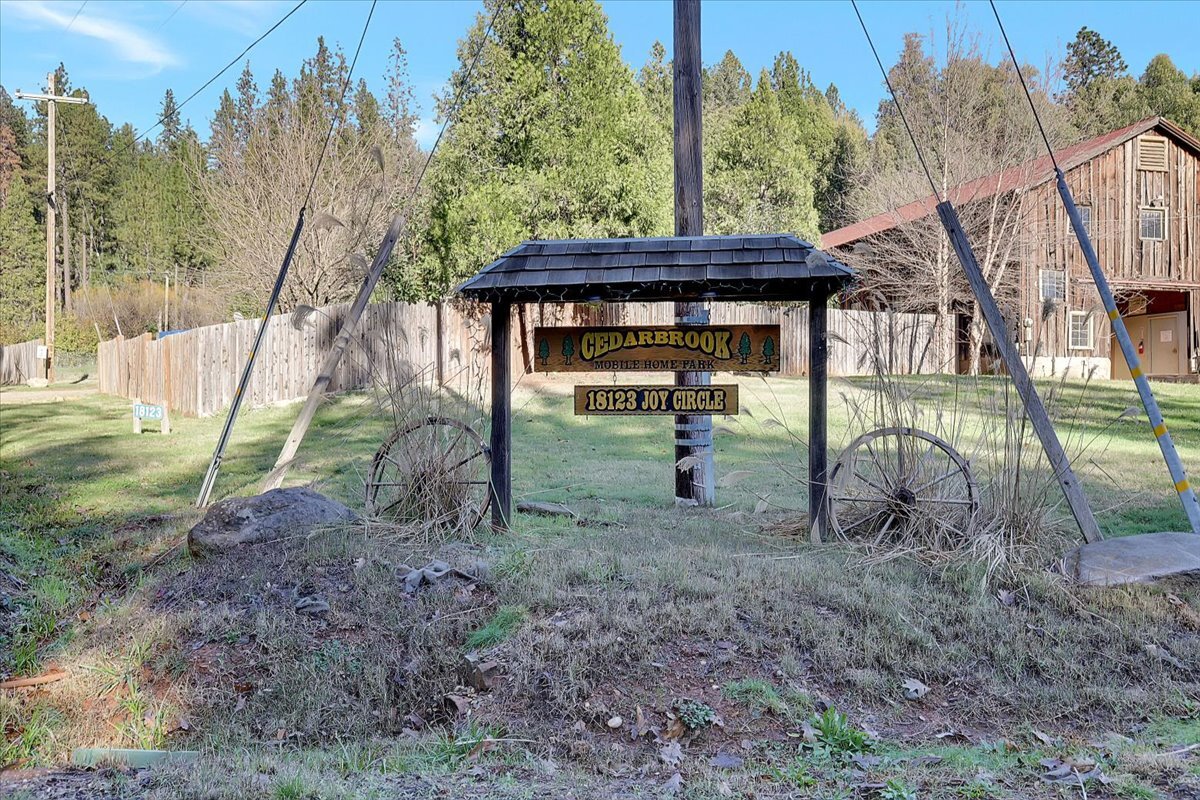 18123 Joy Cir, Challenge, CA for Sale