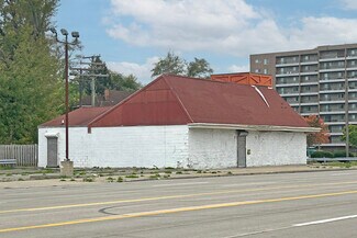 Detroit, MI undefined - 8200 Gratiot Ave