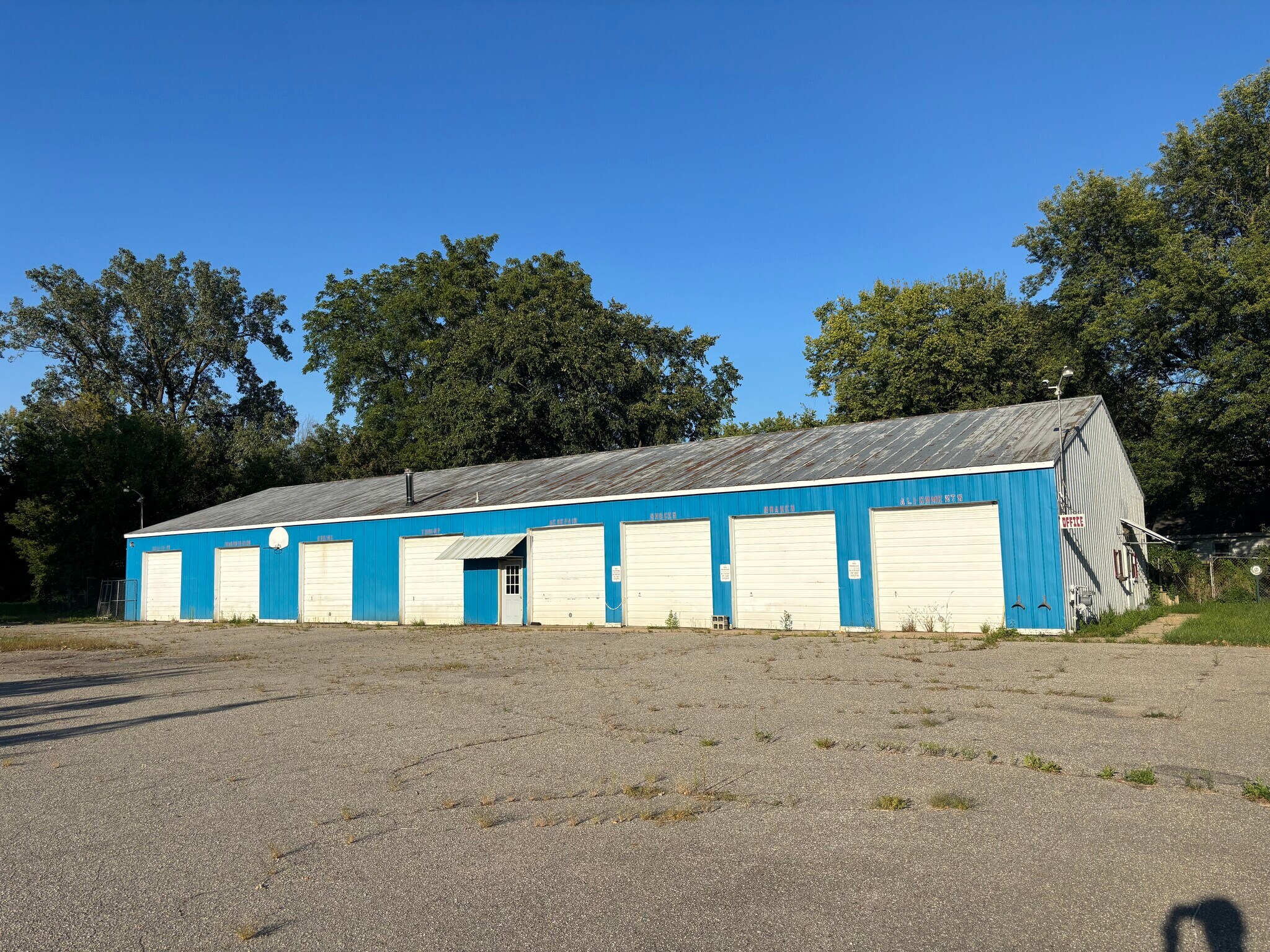 2900 W Saint Joseph St, Lansing, MI for Sale