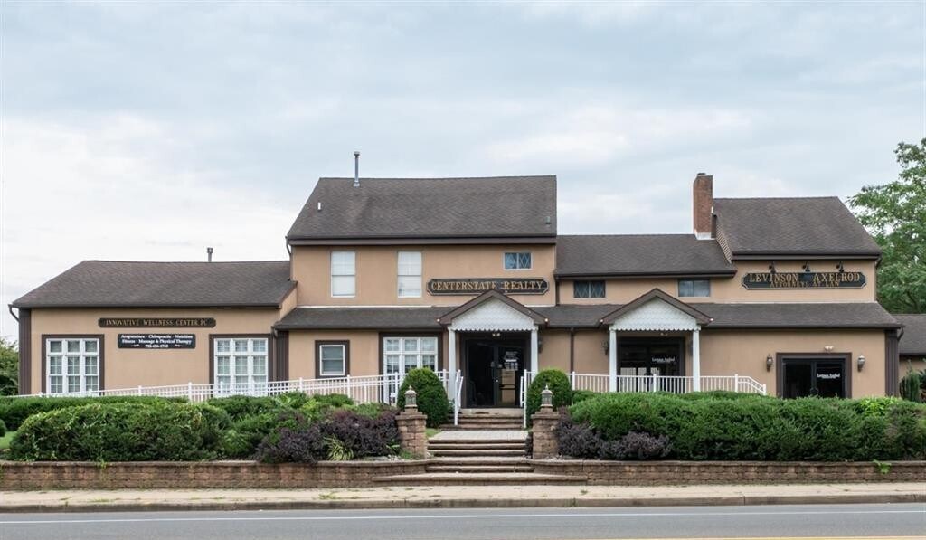 220 Forsgate Dr, Jamesburg, NJ for Rent