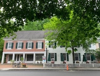 Woodstock, VT Retail - 71 Central St