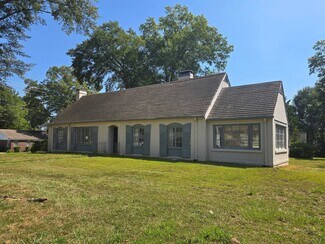 Senatobia, MS Loft/Creative Space - 4364 US-51 Senatobia, MS Loft/Creative Space - 4364 US-51