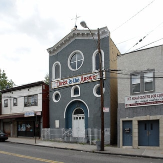 Staten Island, NY Flex - 386 Jersey St