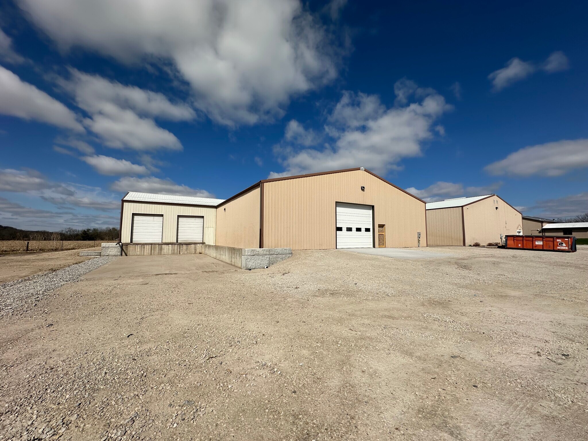 111 Walnut Ln, Colona, IL for Rent