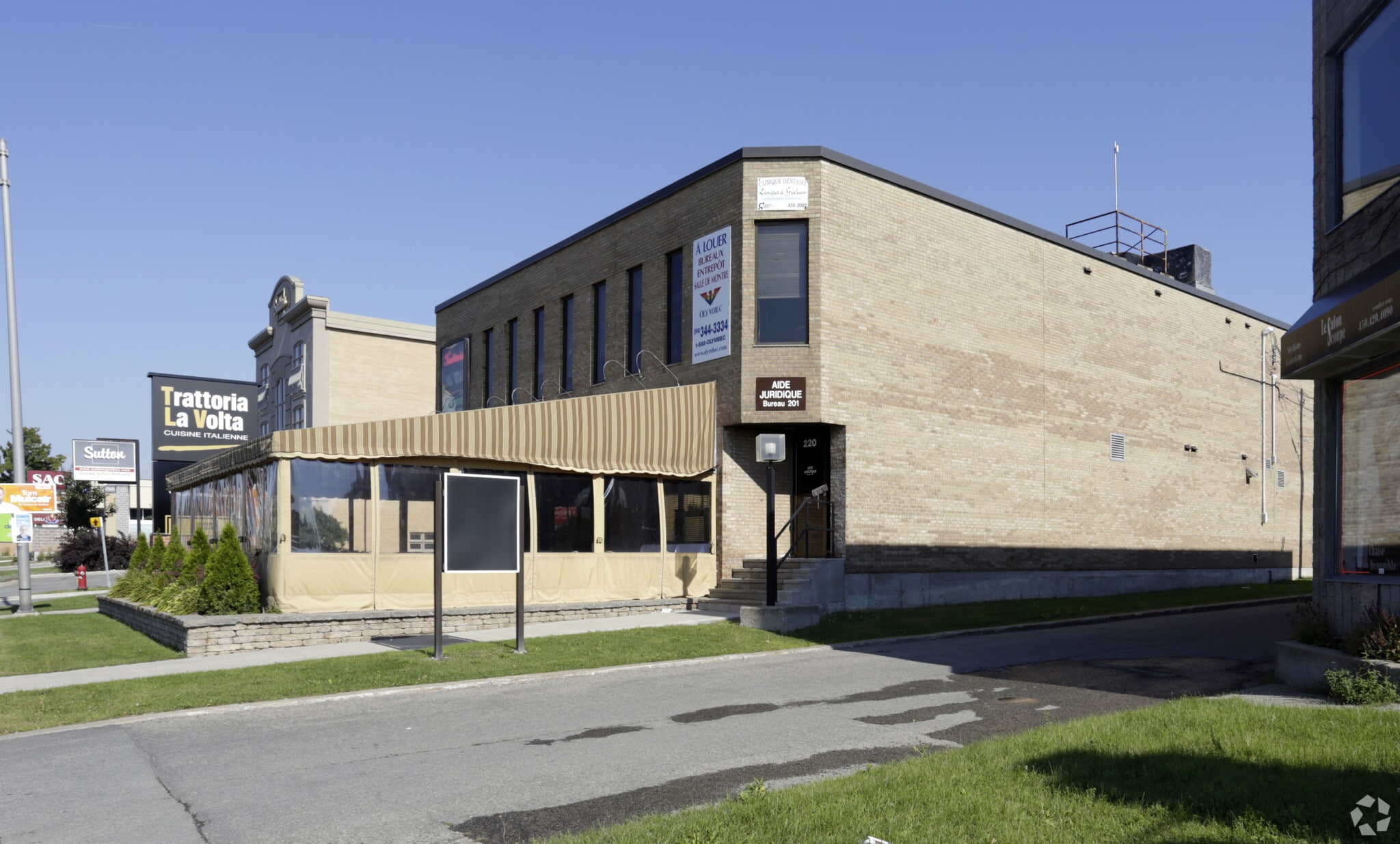 220-222 Boul du Curé-Labelle, Ste-Thérèse, QC for Rent