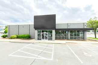 Happy Valley, OR Storefront Retail/Office - 10800 SE 82nd Ave