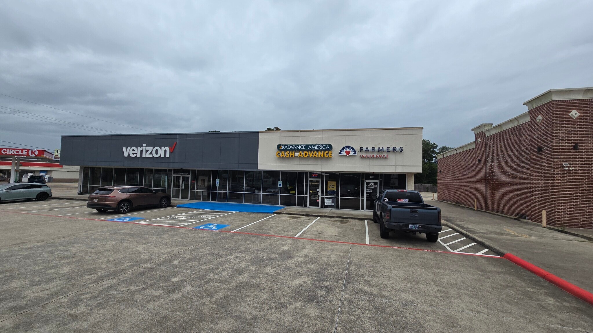 980-1000 N Main St, Vidor, TX for Rent