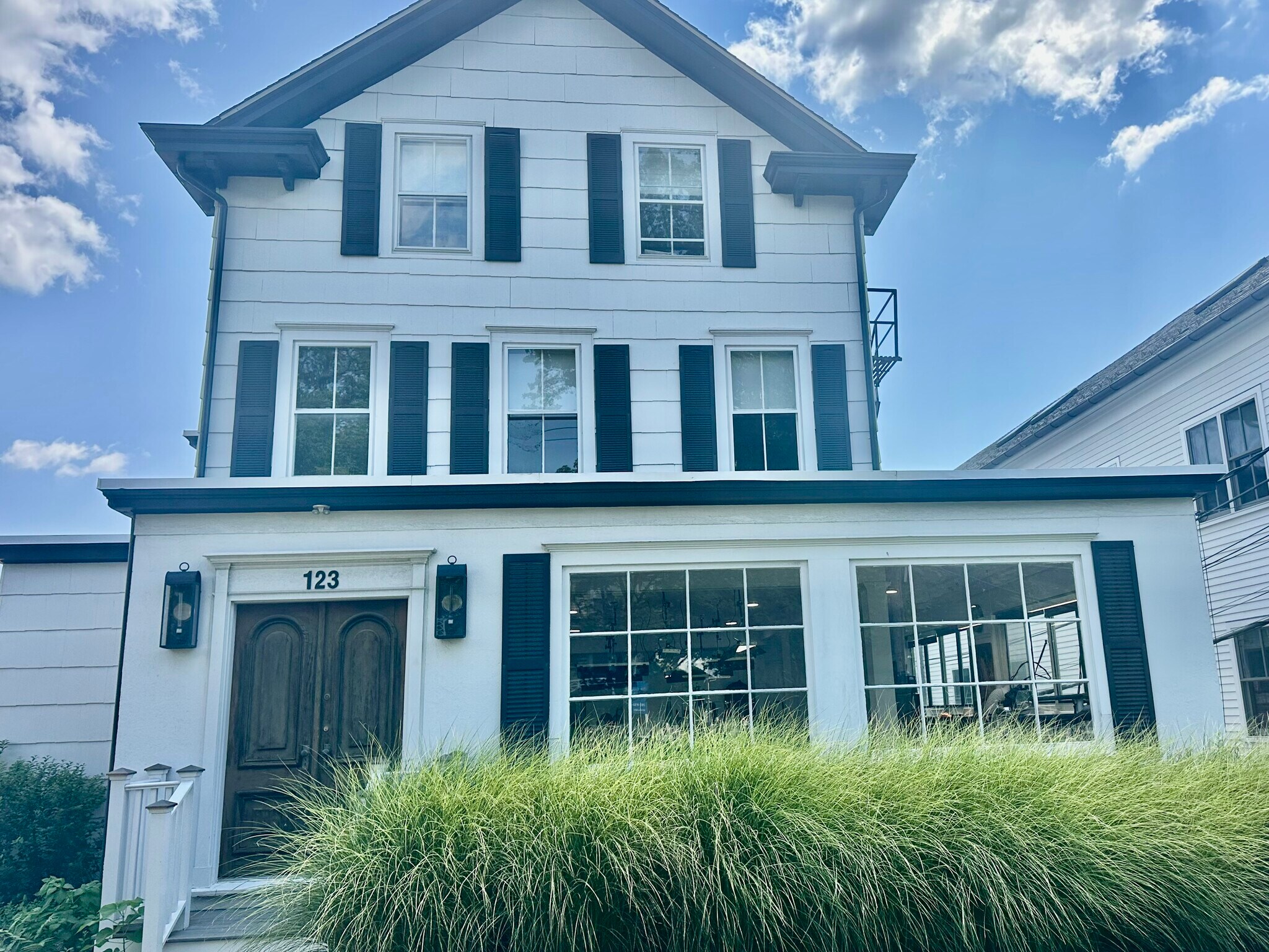 123 Mason St, Greenwich, CT for Rent