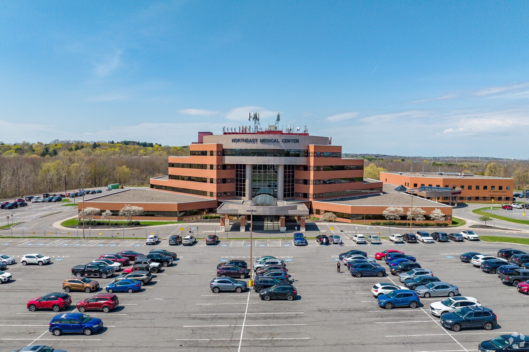 4000-4200 Medical Center Dr, Fayetteville, NY for Rent