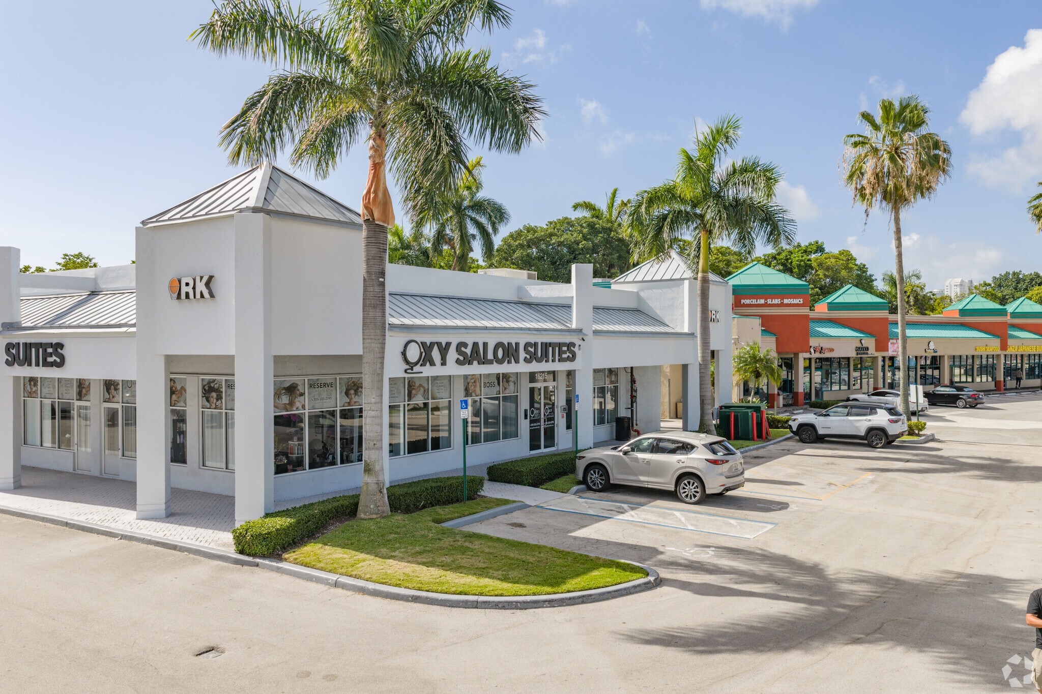 16215-16295 Biscayne Blvd, North Miami Beach, FL for Rent