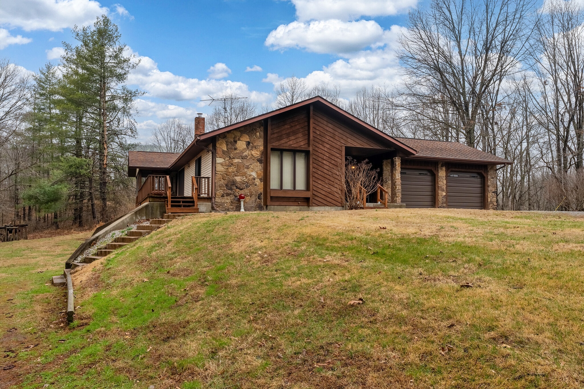 3085 Kaolin Rd, Cobden, IL for Sale