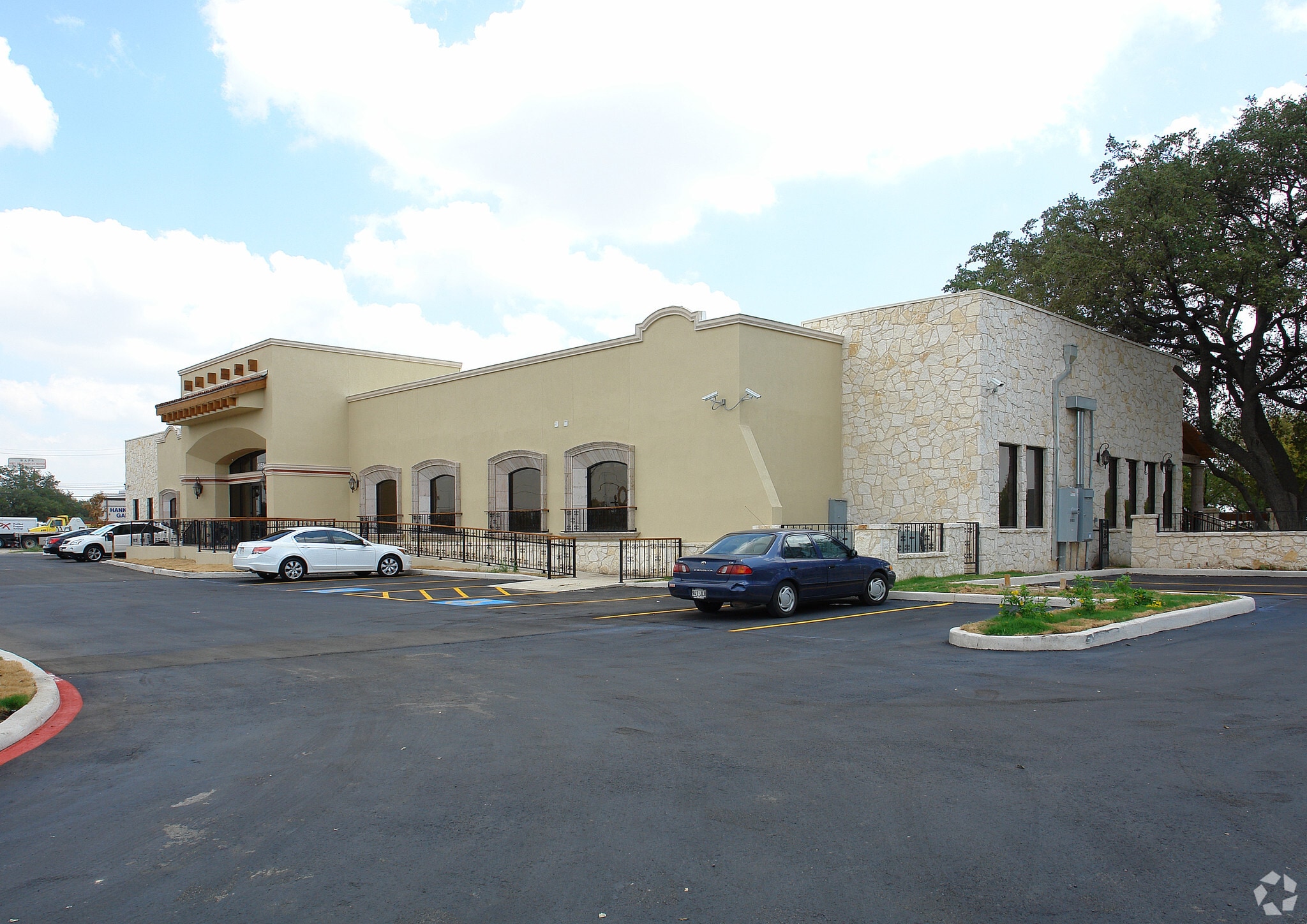 5150 N Loop 1604, San Antonio, TX for Sale