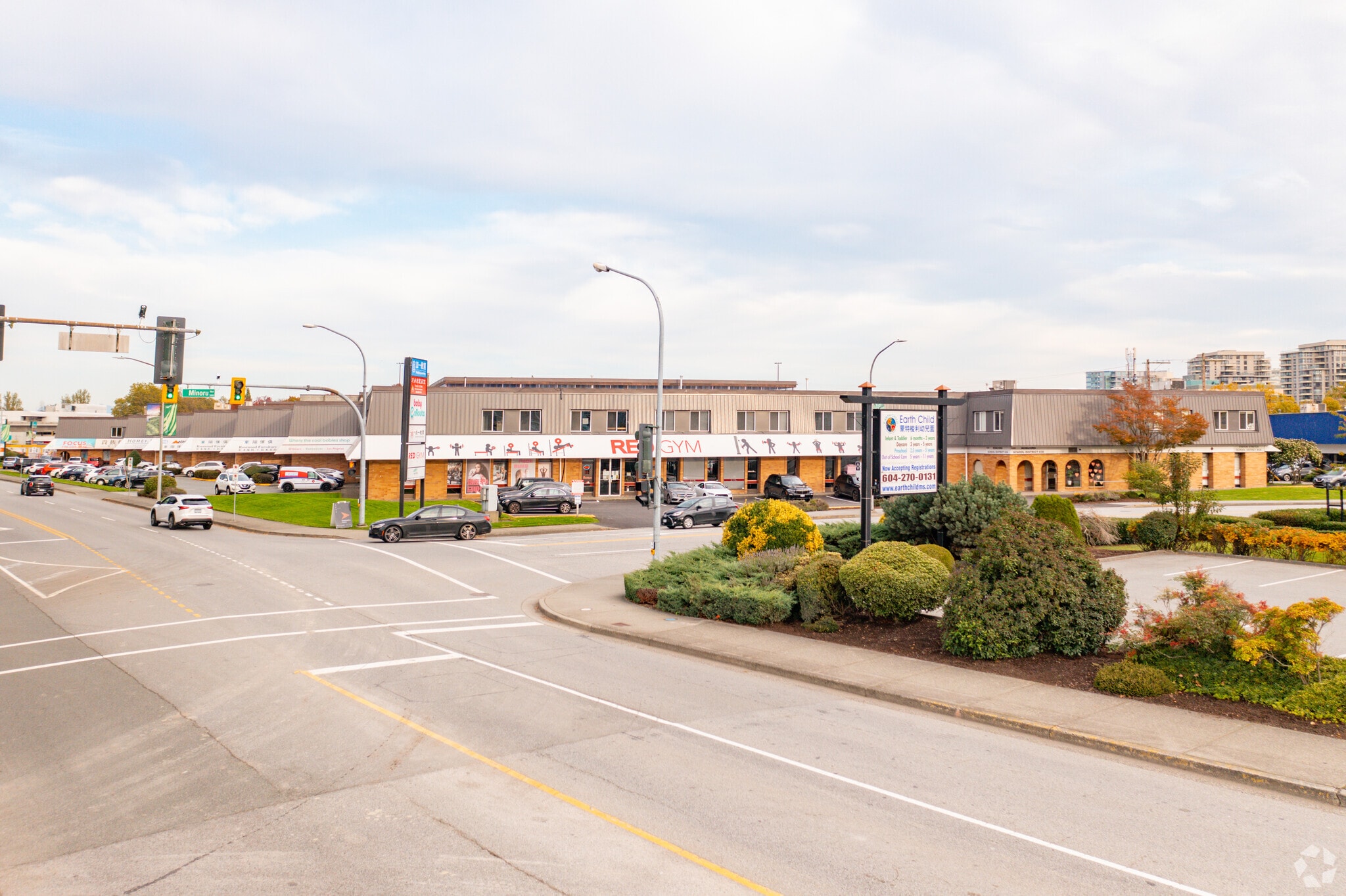 7800-7900 Alderbridge Way, Richmond, BC for Rent