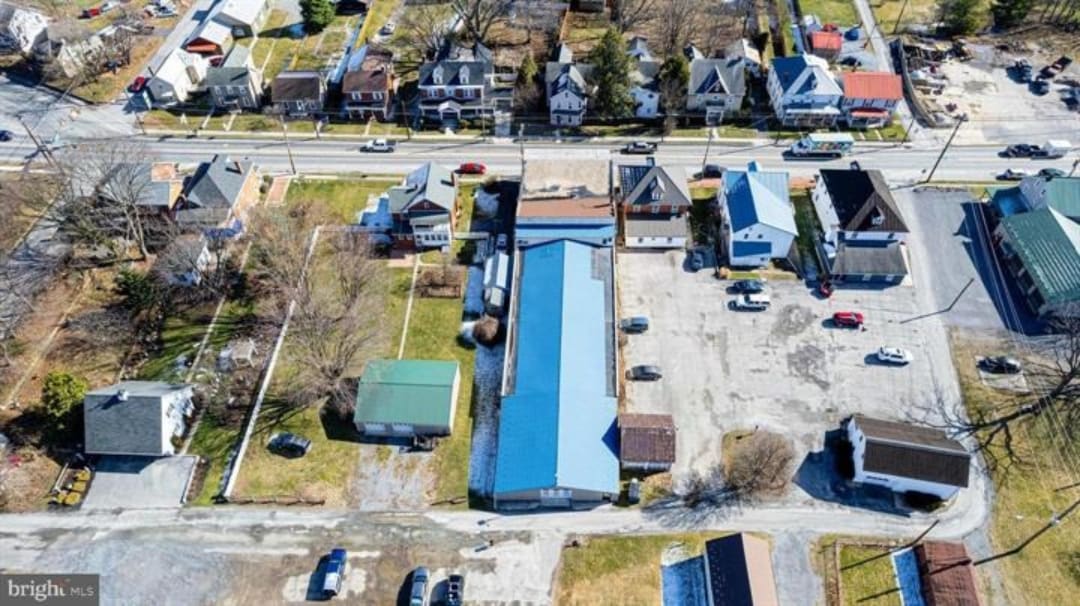 232 N Main St, Mercersburg, PA for Sale