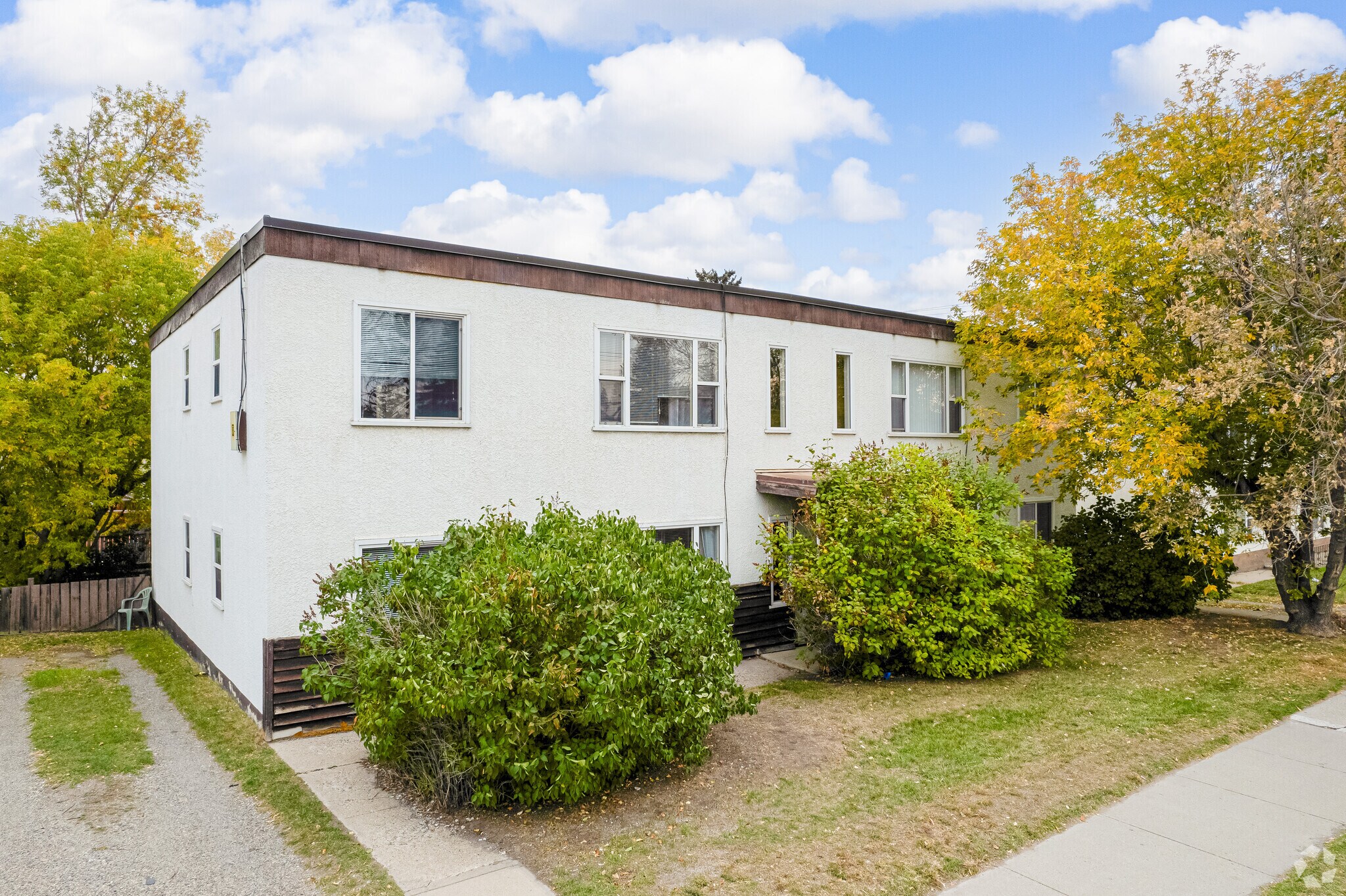 2022 Kensington Rd NW Calgary, AB T2N 3R6 MultiFamily Property for