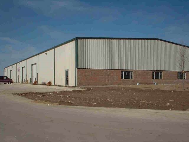 2902 Gill St, Bloomington, IL for Sale