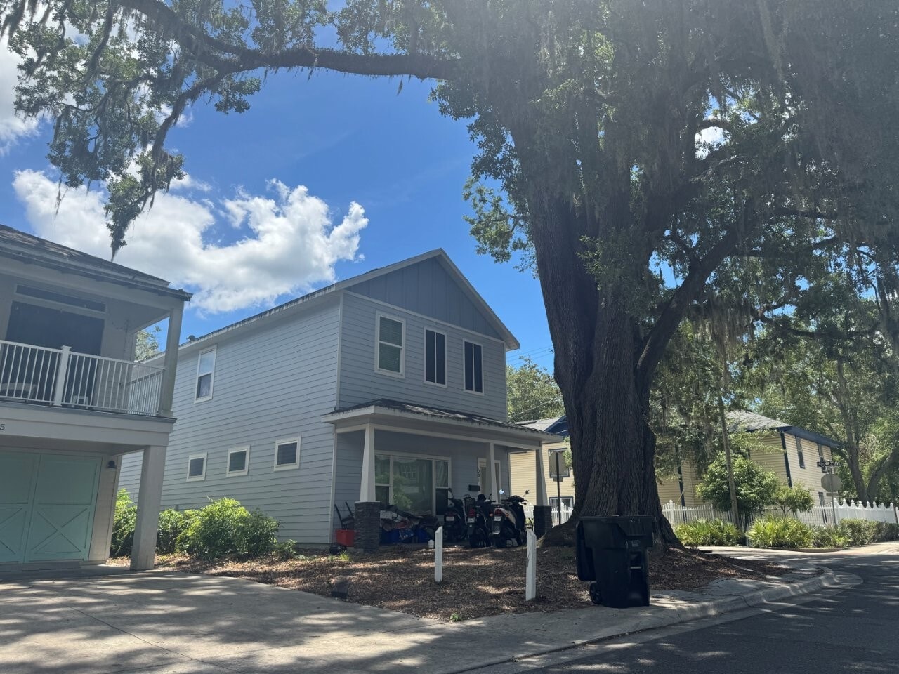 301 NW 8th St, Gainesville, FL for Sale