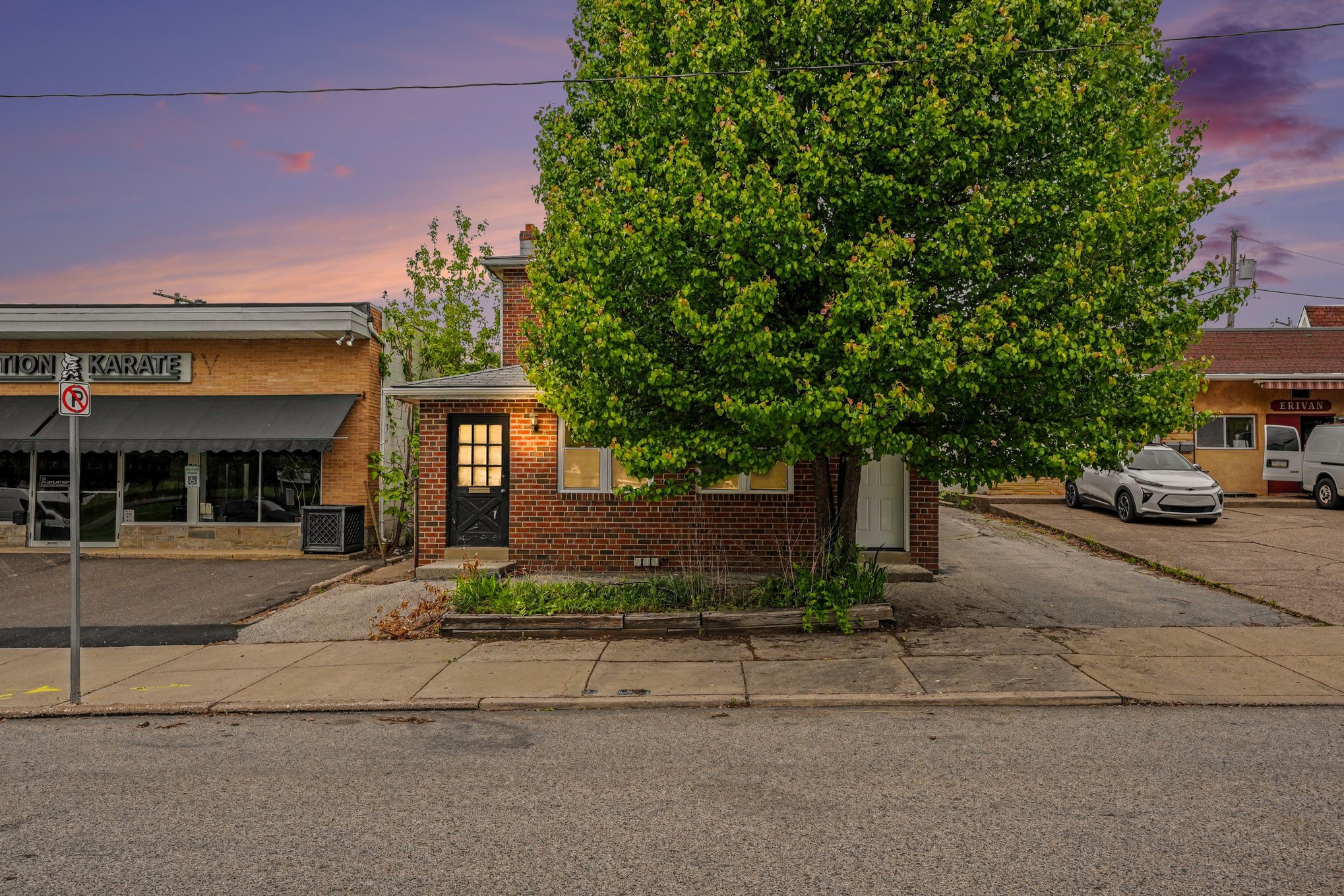 107 Allison Rd, Oreland, PA for Sale