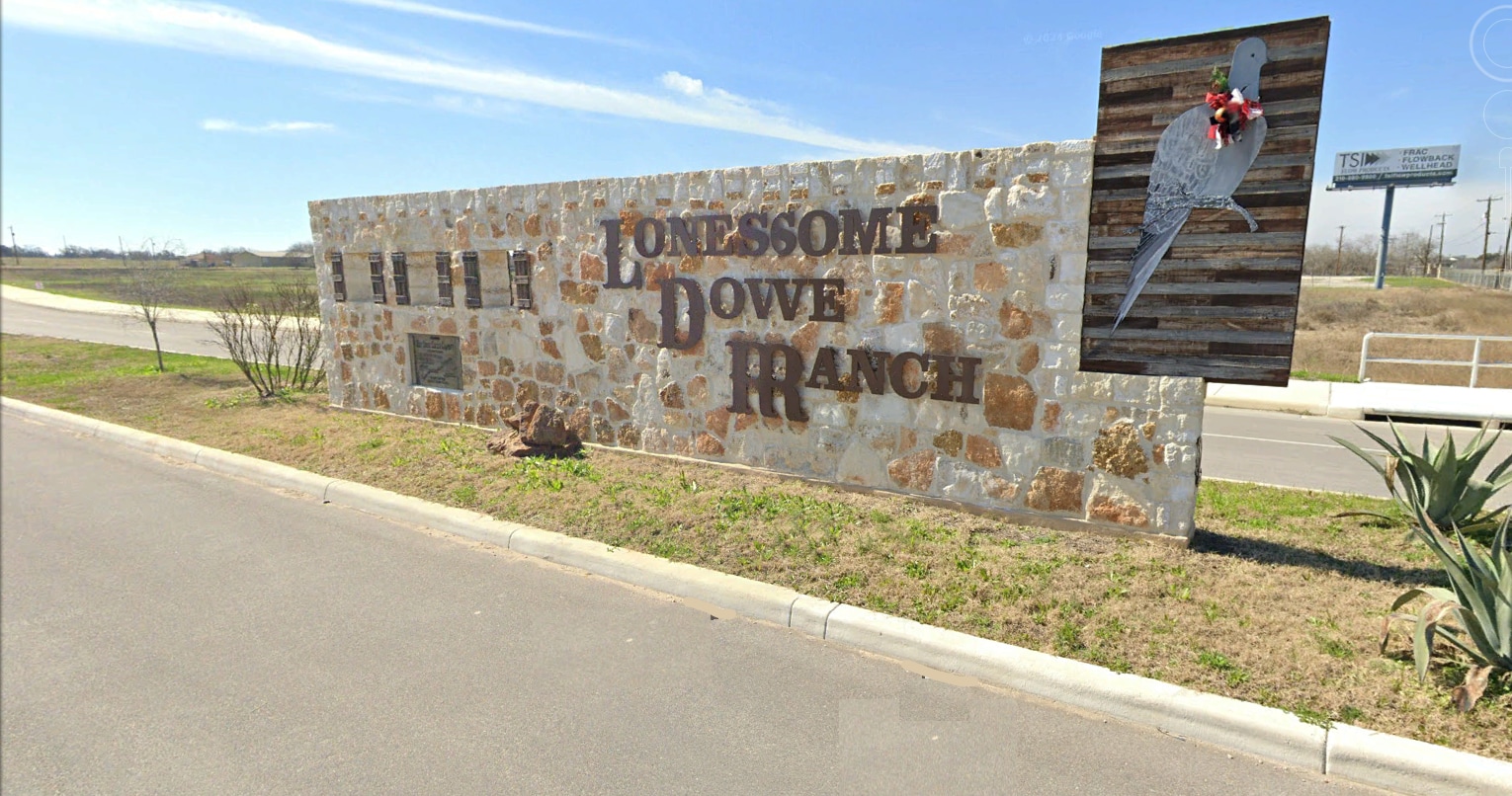 Gus McCrae ln, San Antonio, TX for Sale