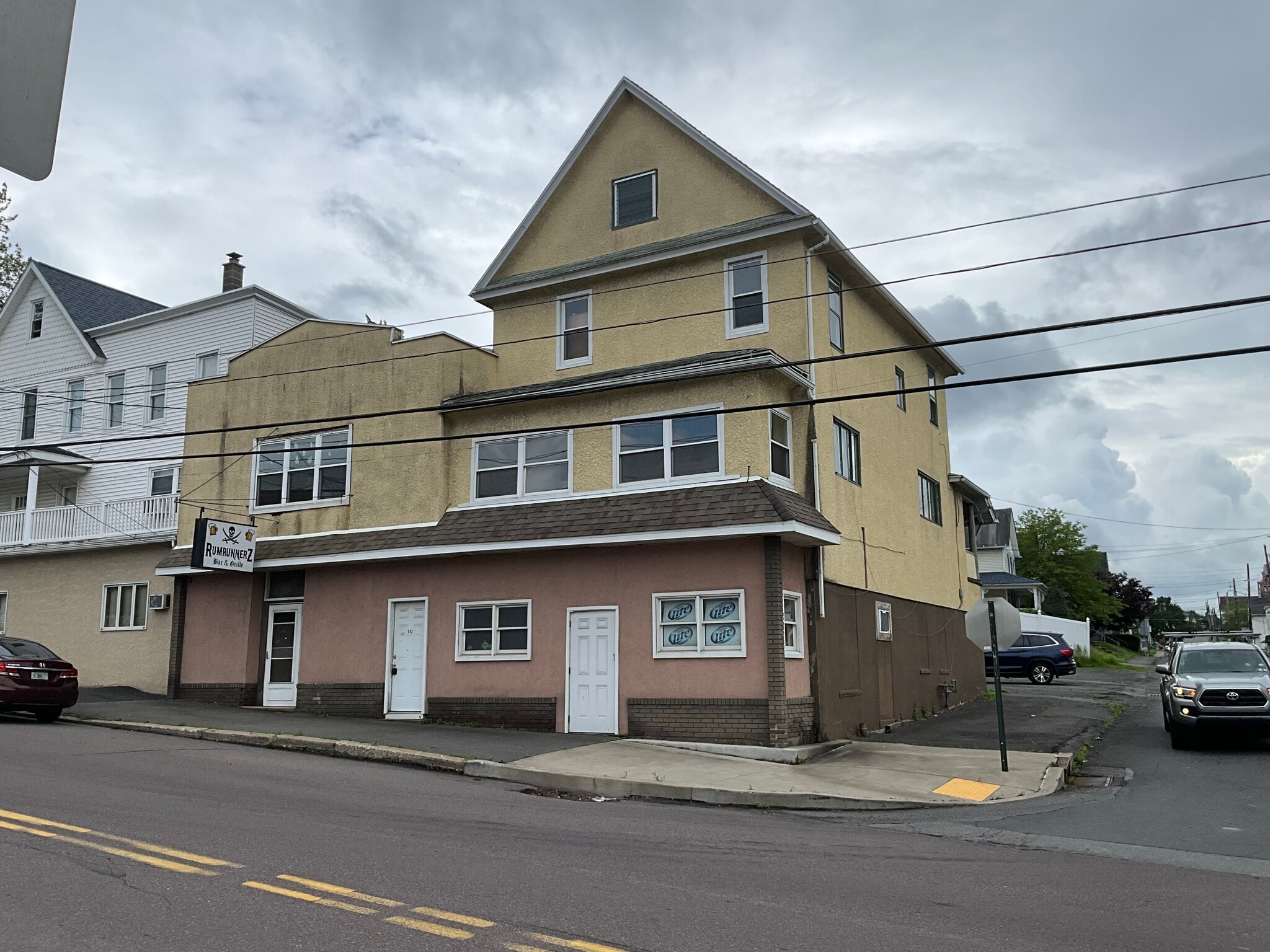 600-602 E Drinker St, Dunmore, PA for Sale