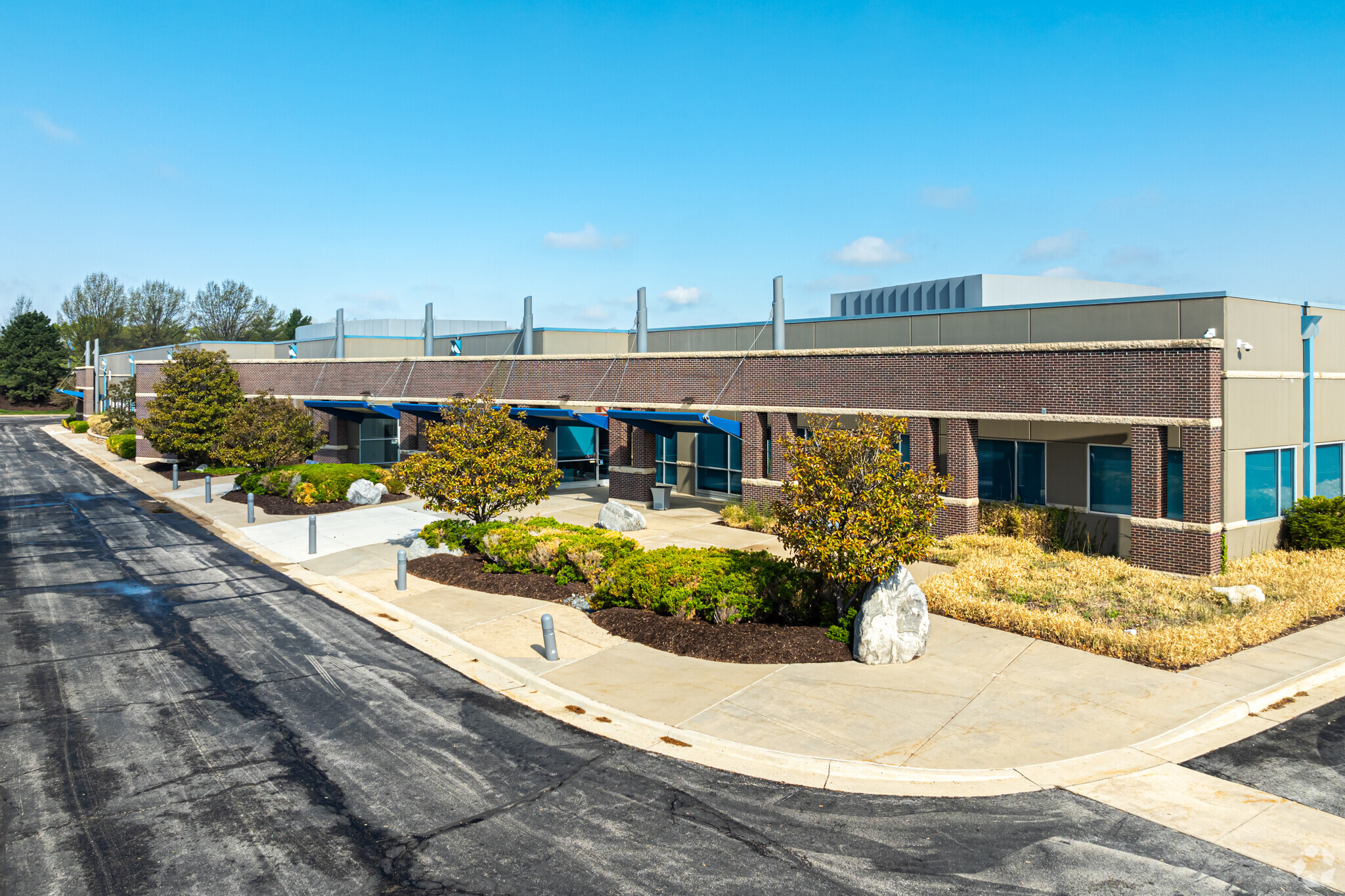 17300-17330 W 119th St, Olathe, KS for Rent