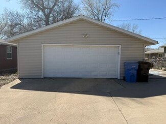 Sioux Falls, SD Industrial - 2615 12th st