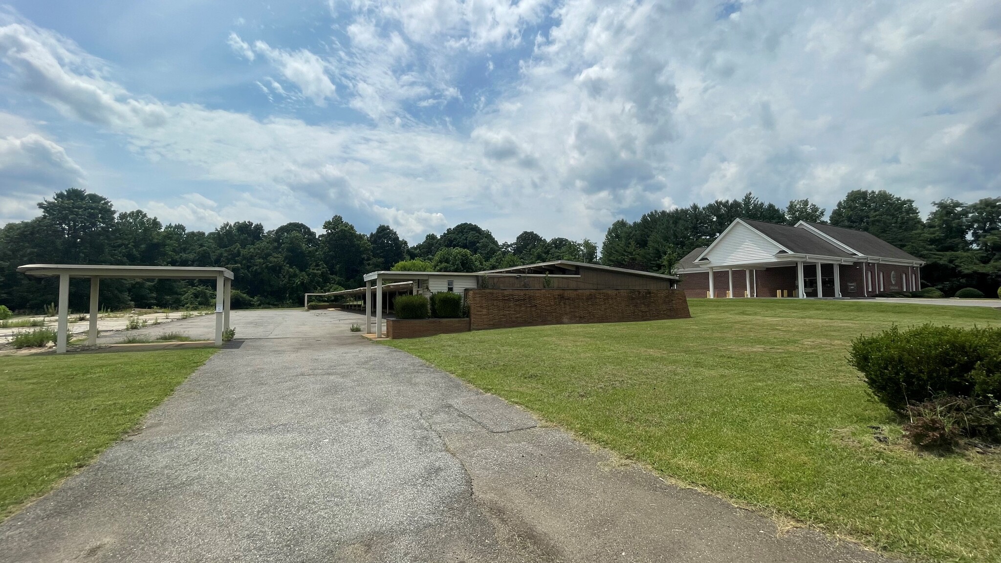 4512 S Amherst Hwy, Madison Heights, VA for Sale
