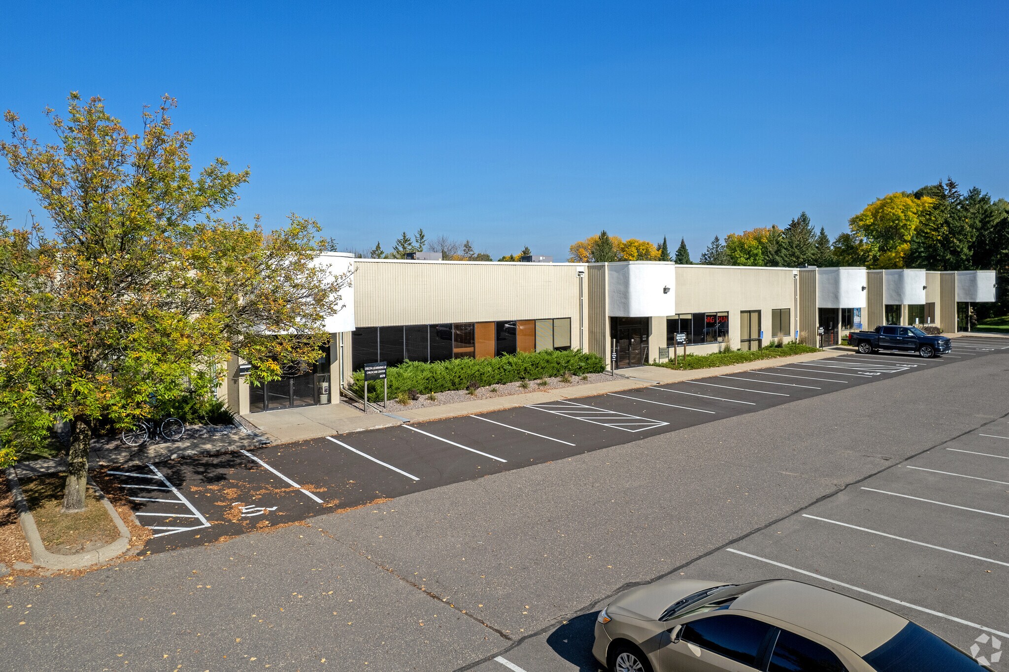 6550-6570 Edenvale Blvd, Eden Prairie, MN for Rent