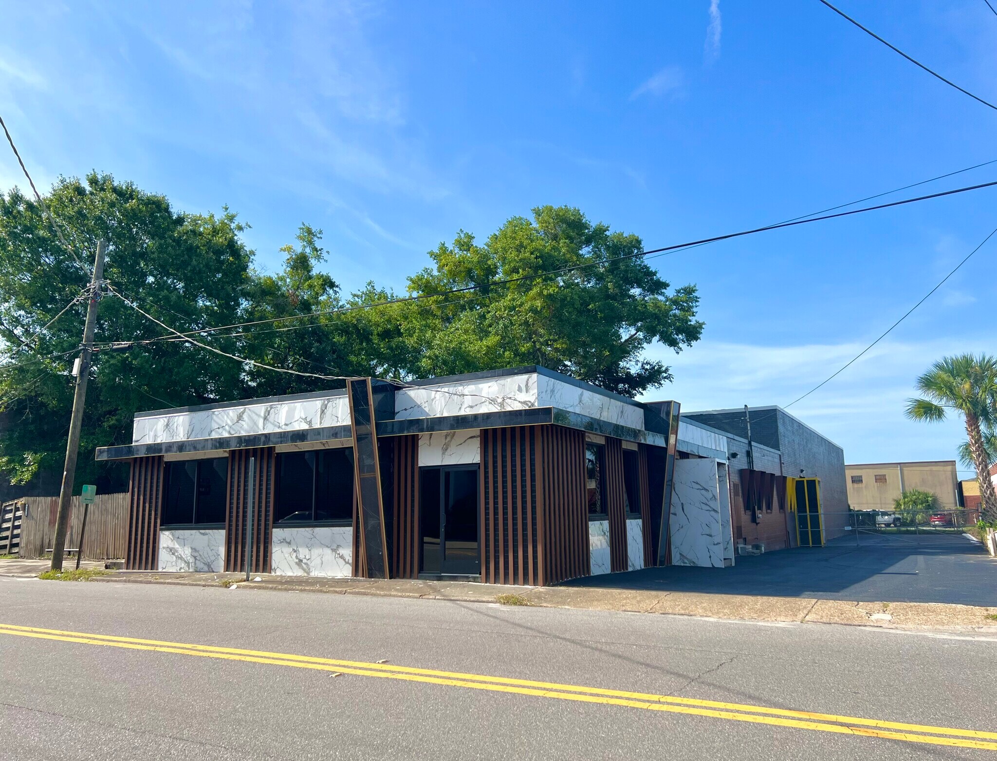 2140 Dennis St, Jacksonville, FL for Rent