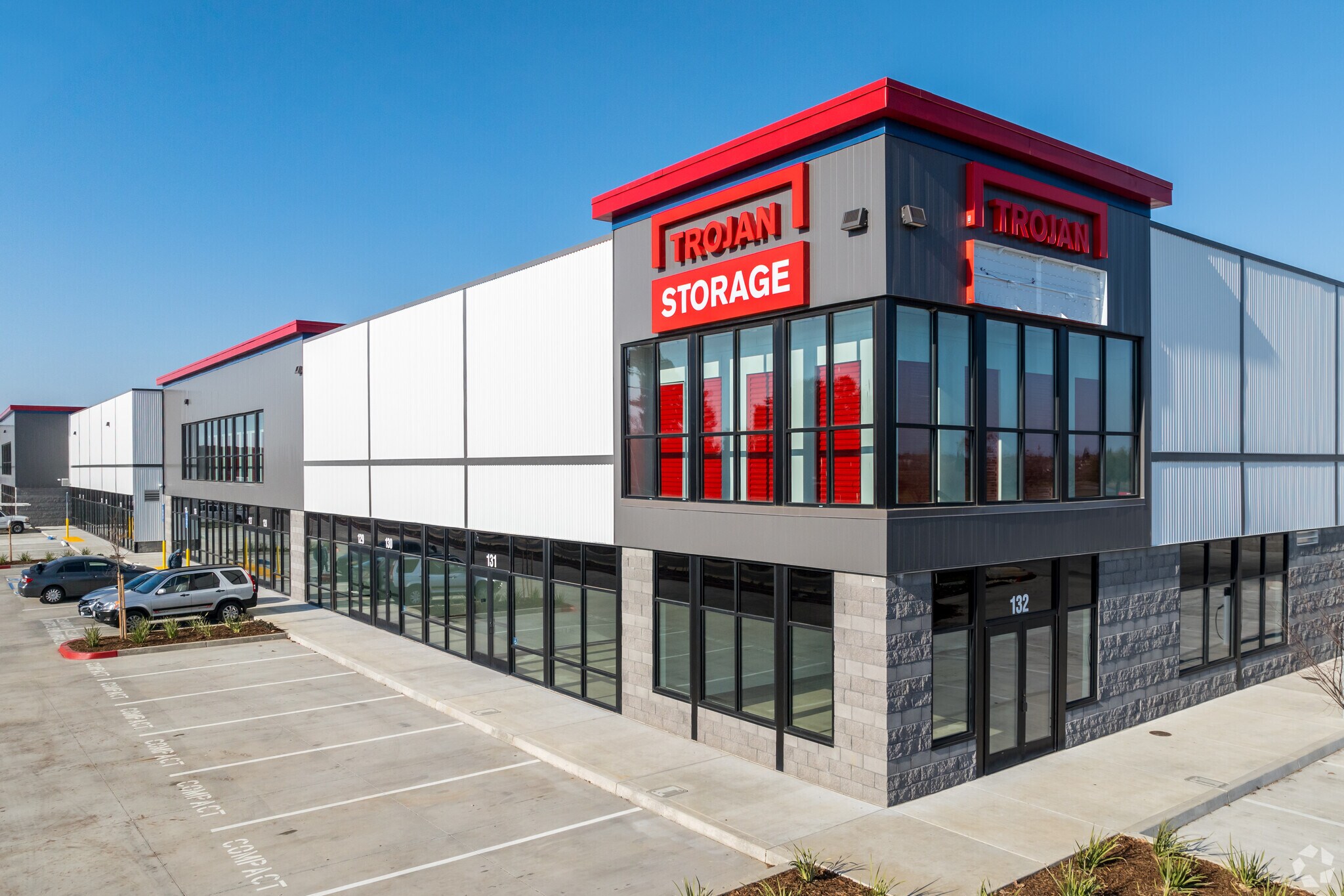 9025 Big Horn Blvd, Elk Grove, CA for Rent