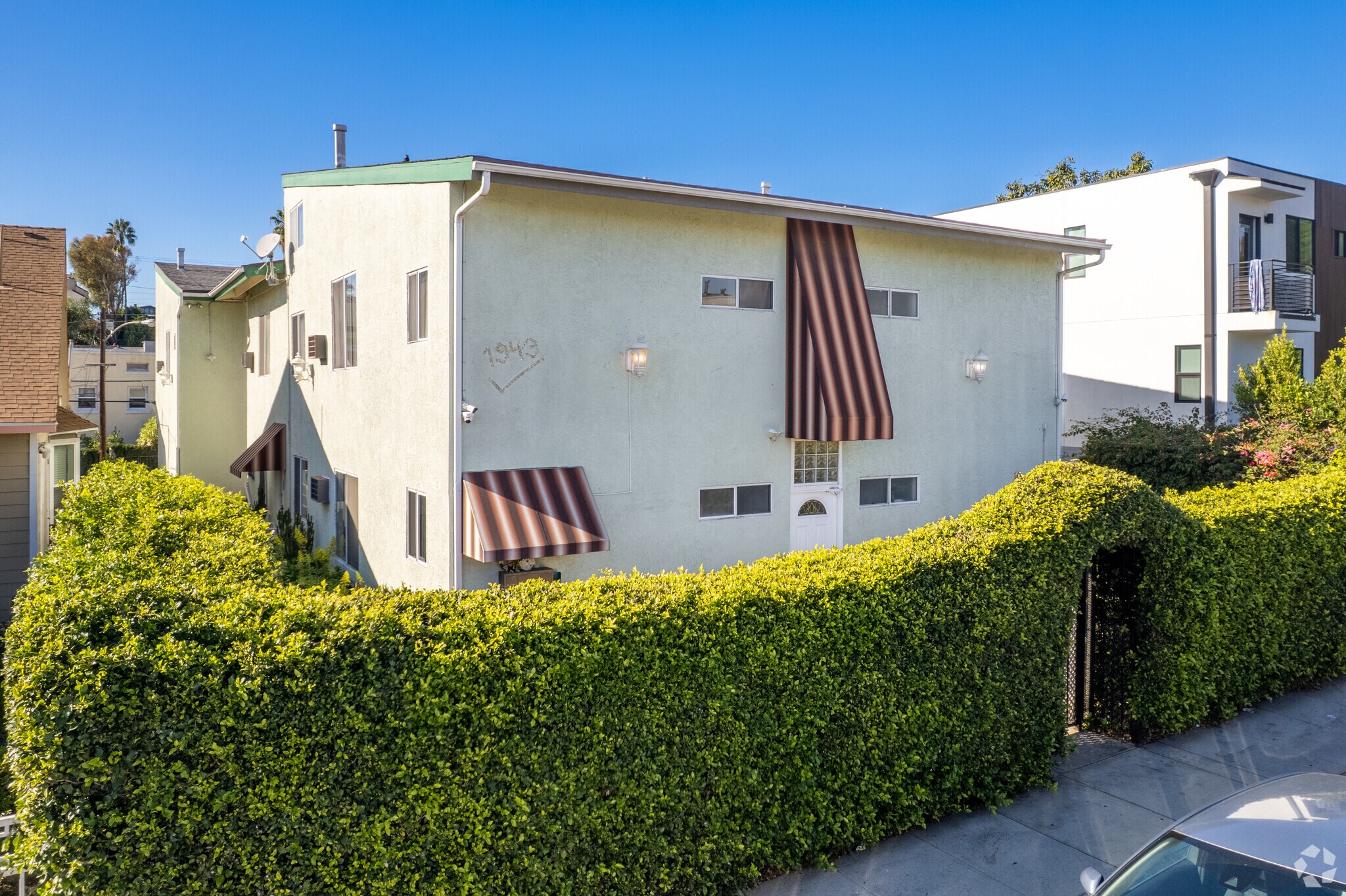 1943 Vista Del Mar Ave, Los Angeles, CA for Sale