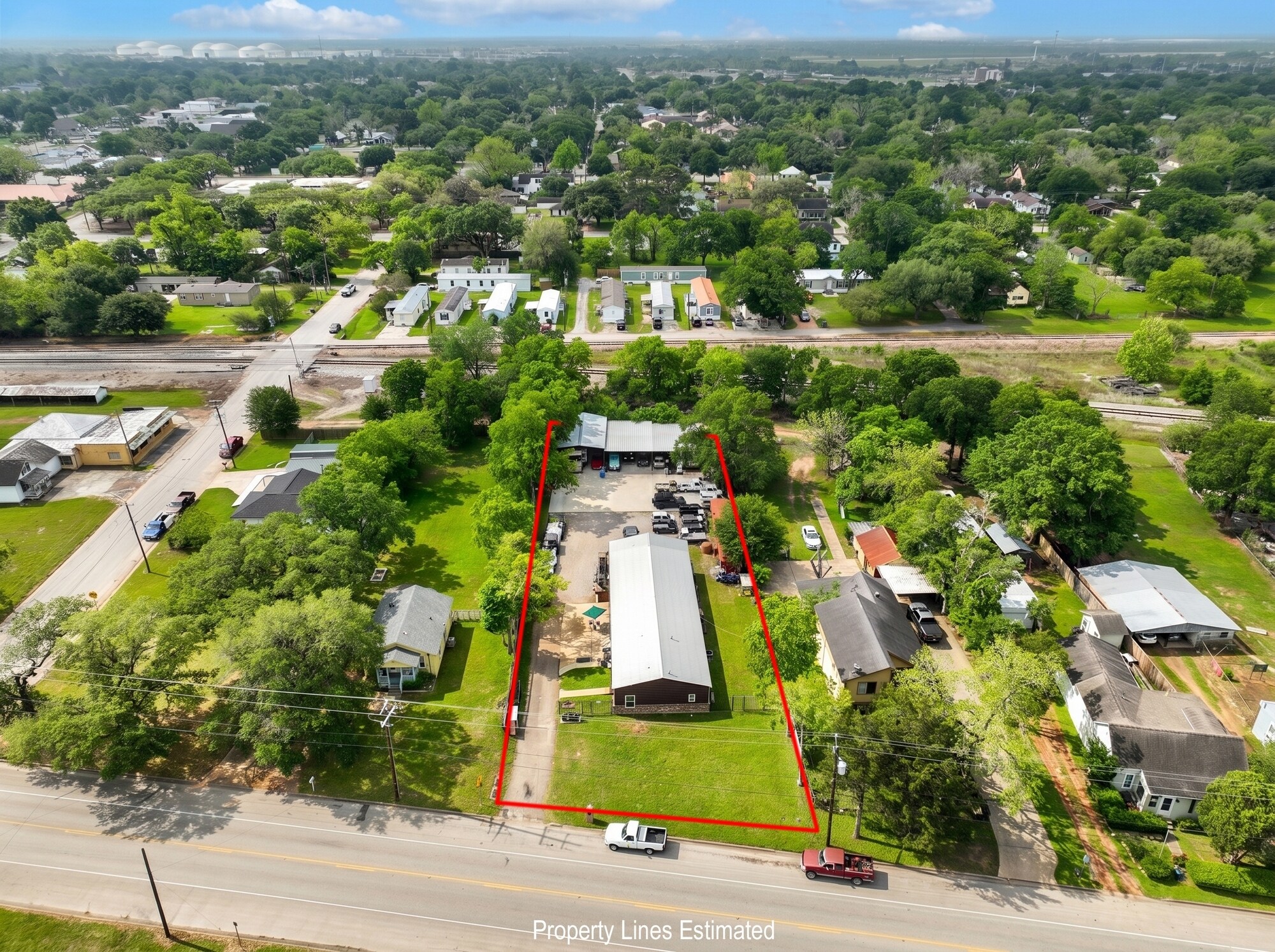 518 Columbus Rd, Sealy, TX for Sale