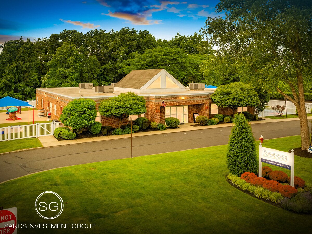 119 Pheasant Run, Newtown, PA for Sale