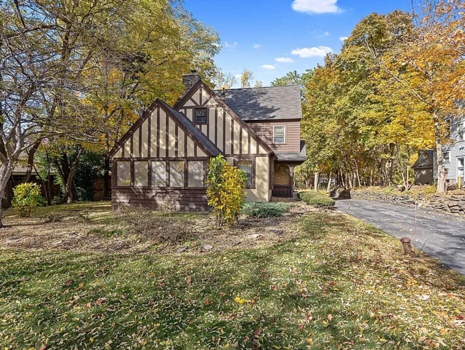 519 E Genesee St, Fayetteville, NY for Rent