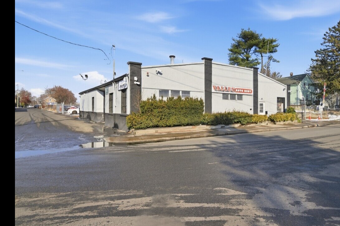59 W Church St, Spring Valley, NY for Sale